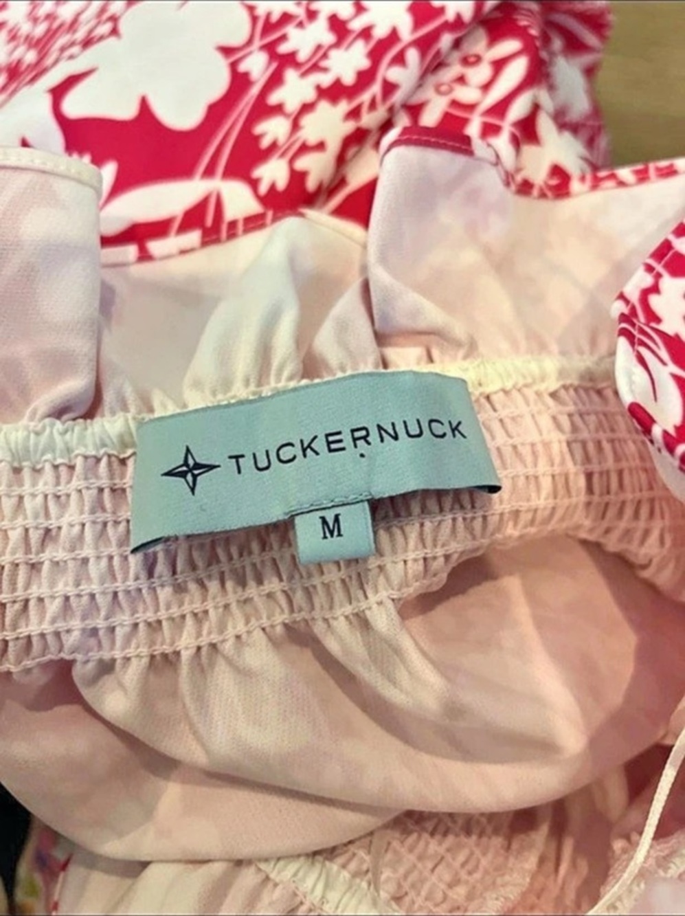 Tucker Nuck Floral Off-Shoulder Blouse in Pink & White Size Medium - Picture 3 of 4